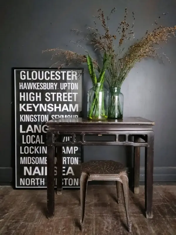 Oriental Style Table