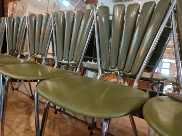 70’s Vintage Petal Style Dining Chair