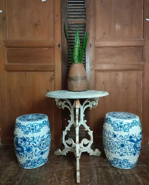 Cast Iron Round Table and Large Chinese Ceramic Garden Stools