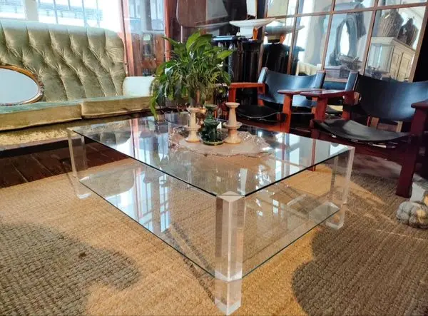 Modern Coffee Table – Glass with Acrylic Legs