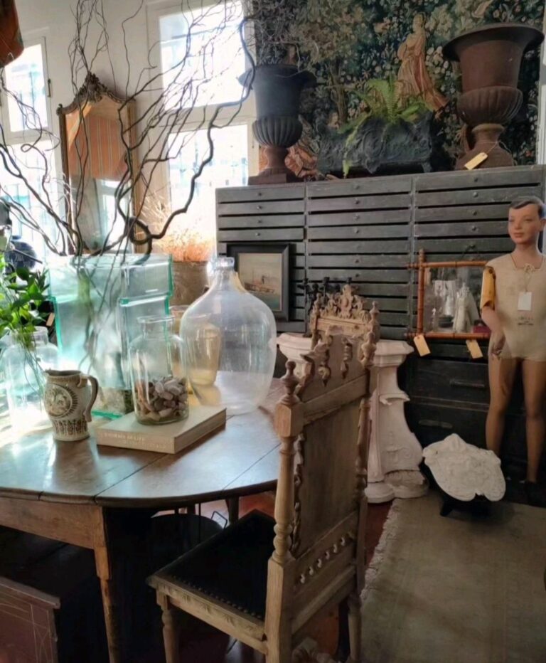 A Peek Into The Gallery