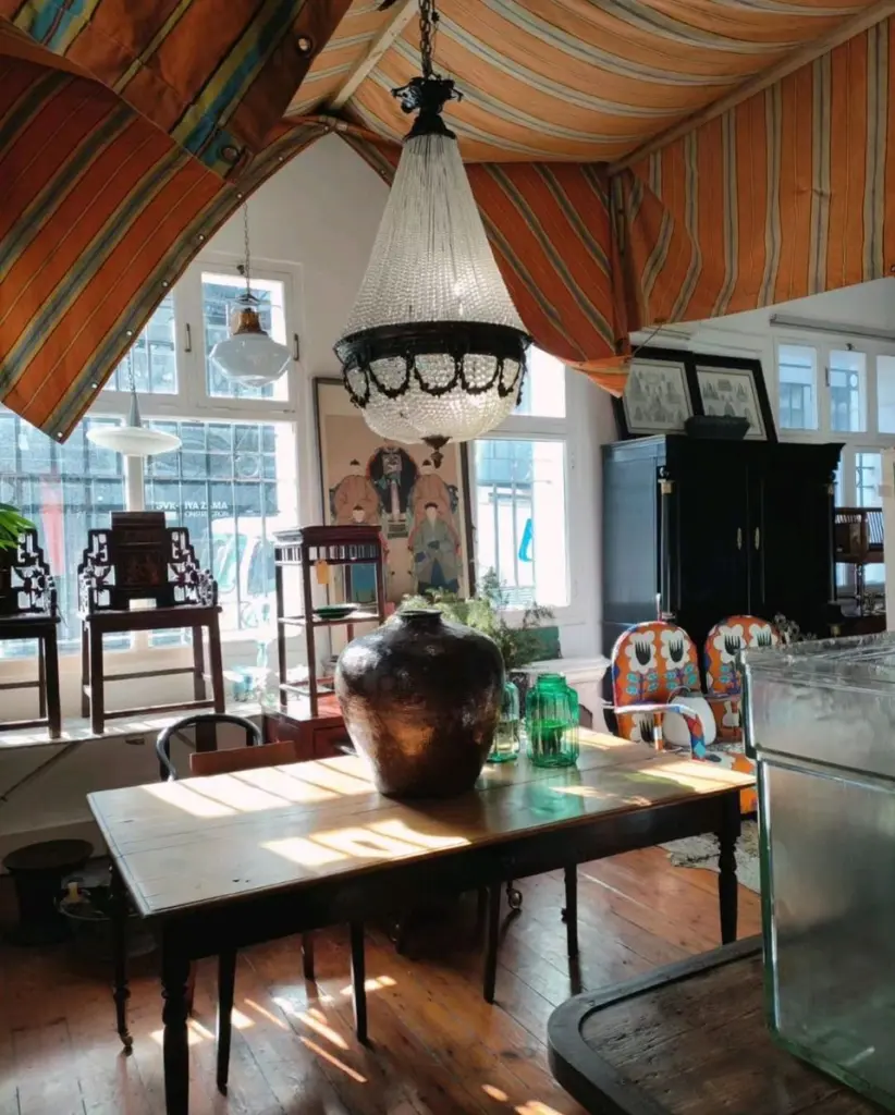 Creating an Eclectic Style