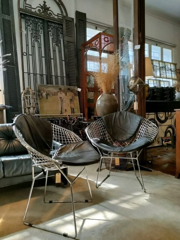 Harry Bertoia Style Diamond Chairs