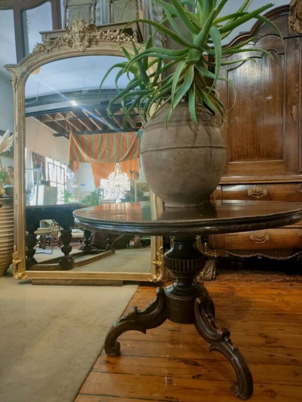 Colonial Batavian Centre Post Table