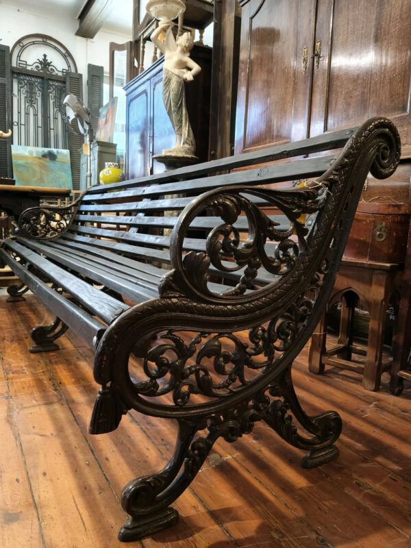 “Falkirk Style” Cast Iron Bench
