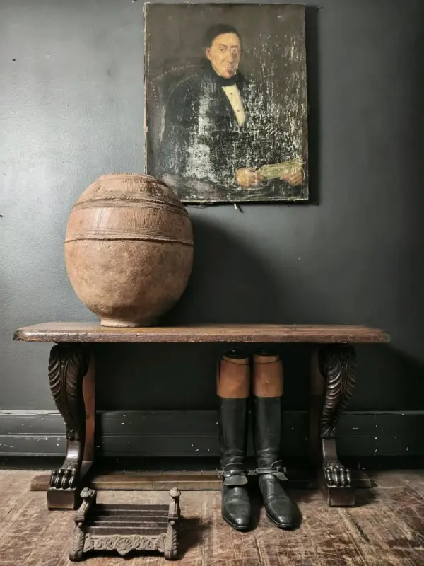 Collection of Entrance Way or Hallway Pieces